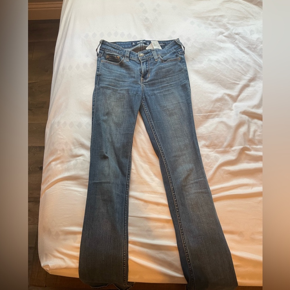 Low rise jeans